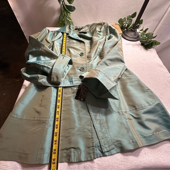 NWT Finity Studio Iridescent Green Silk Coat Size 8 - Picture 9 of 14